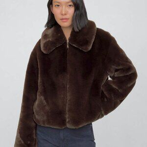 Gap Faux Fur Jacket in BLACK size Large